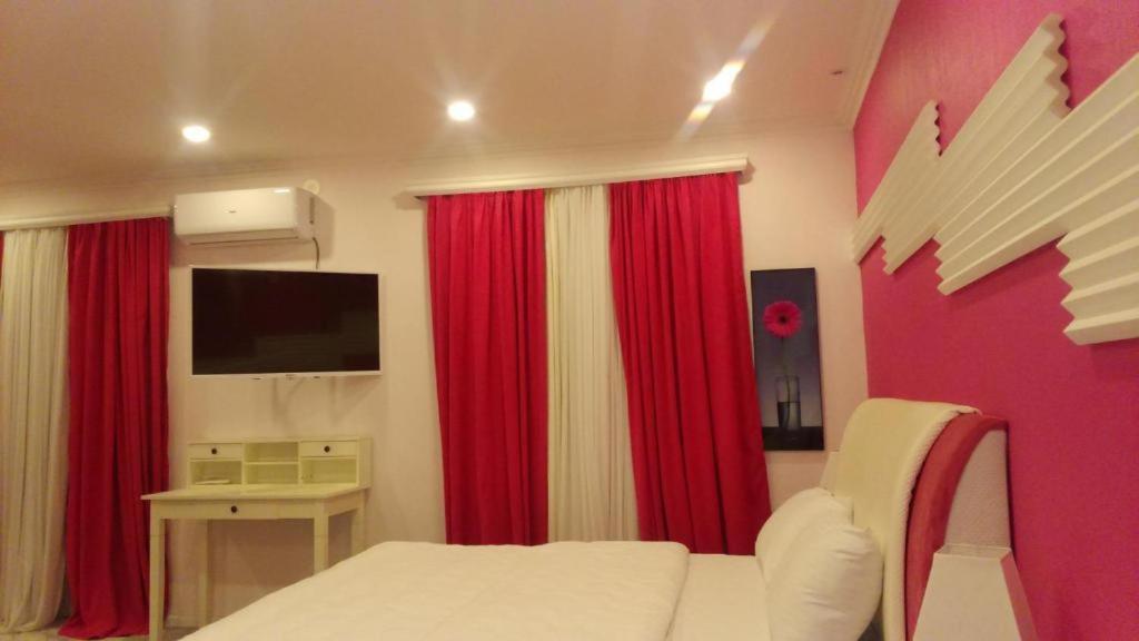 Hotel Lilo Near Airport Tbilisi Eksteriør billede