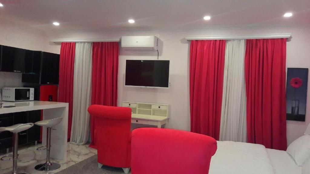 Hotel Lilo Near Airport Tbilisi Eksteriør billede
